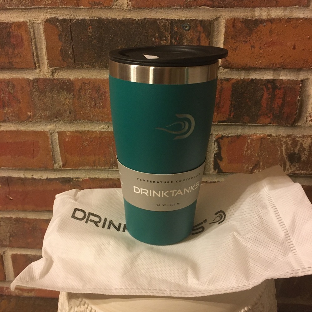NWT DrinkTanks Vacuum Insulated Stainless  Cup
